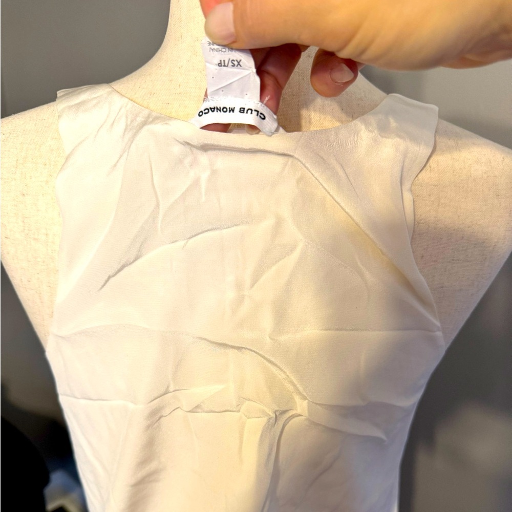 Club Monaco women’s XS silk tank